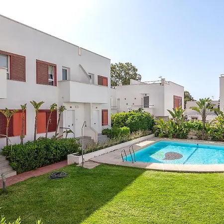 Apartahotel La Buganvilla *